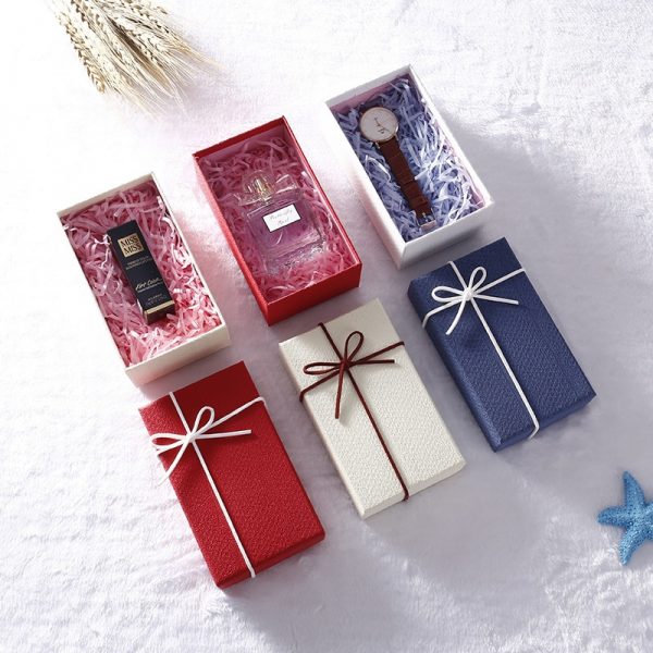 Embossed solid color gift box (5)